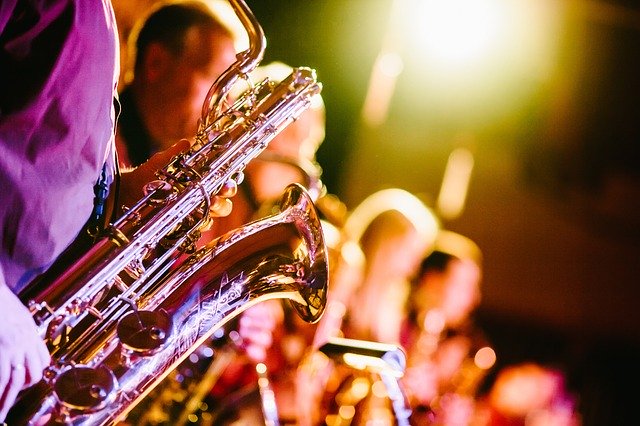 saxofonista v kapele